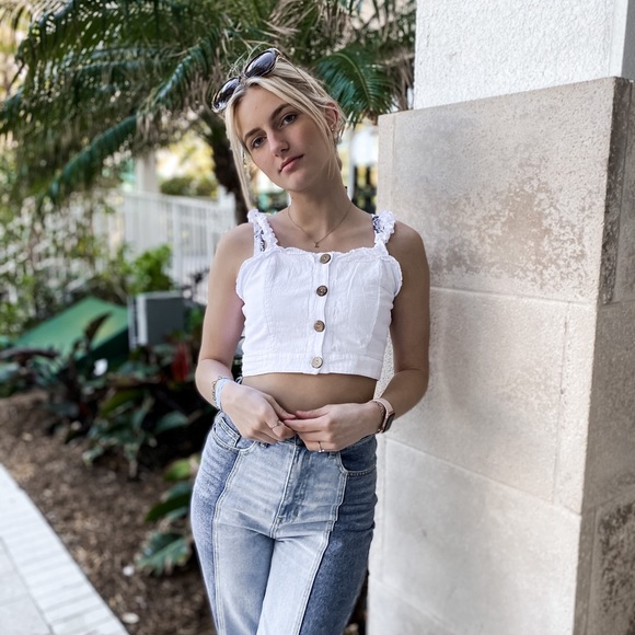 Meet your Posher, Lexi - Picture 1 of 1